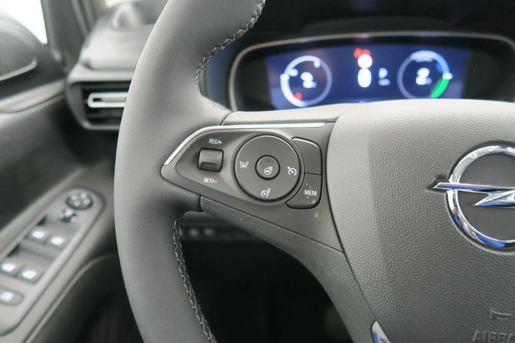 Opel Combo BEV 50kWh Elegance Plus XL 10 Opel Combo BEV 50kWh Elegance Plus XL 10