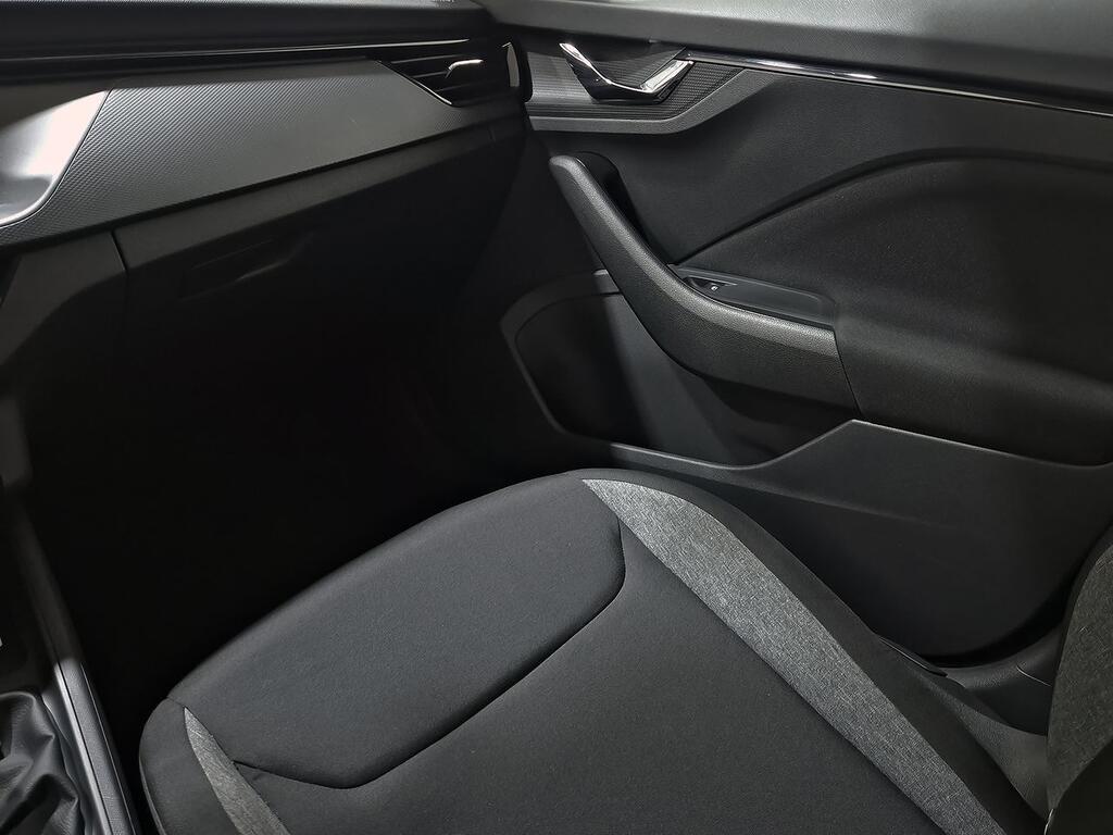 Skoda Kamiq 1.0 TSI 70kW (95CV) Active 24 Skoda Kamiq 1.0 TSI 70kW (95CV) Active 24