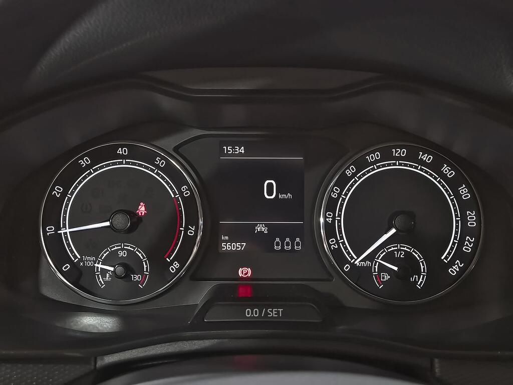 Skoda Kamiq 1.0 TSI 70kW (95CV) Active 11 Skoda Kamiq 1.0 TSI 70kW (95CV) Active 11