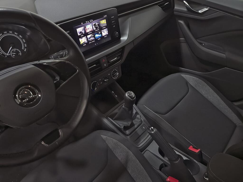 Skoda Kamiq 1.0 TSI 70kW (95CV) Active 23 Skoda Kamiq 1.0 TSI 70kW (95CV) Active 23