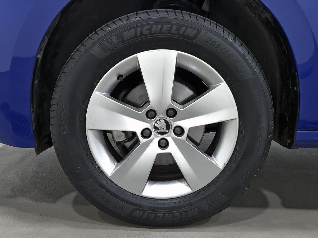 Skoda Kamiq 1.0 TSI 70kW (95CV) Active 8 Skoda Kamiq 1.0 TSI 70kW (95CV) Active 8