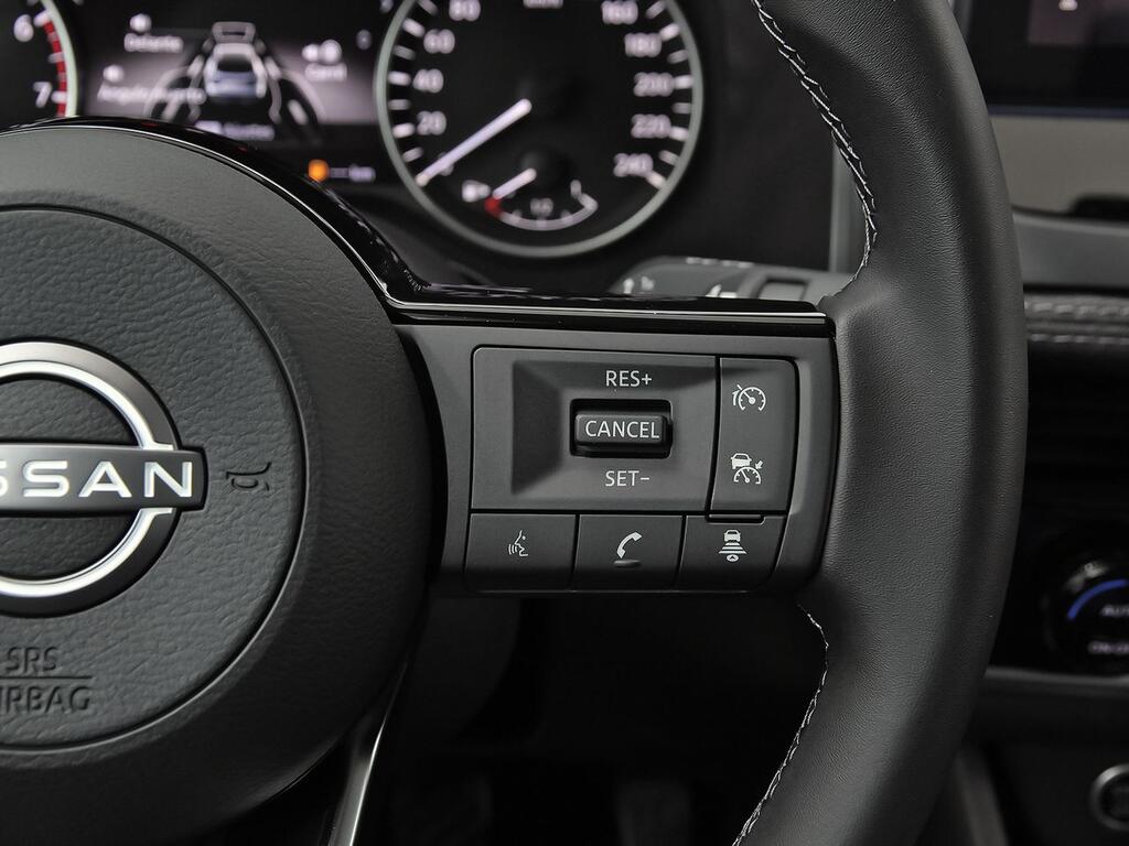 Nissan Qashqai DIG-T 103kW (140CV) mHEV 4x2 Acenta 16 Nissan Qashqai DIG-T 103kW (140CV) mHEV 4x2 Acenta 16