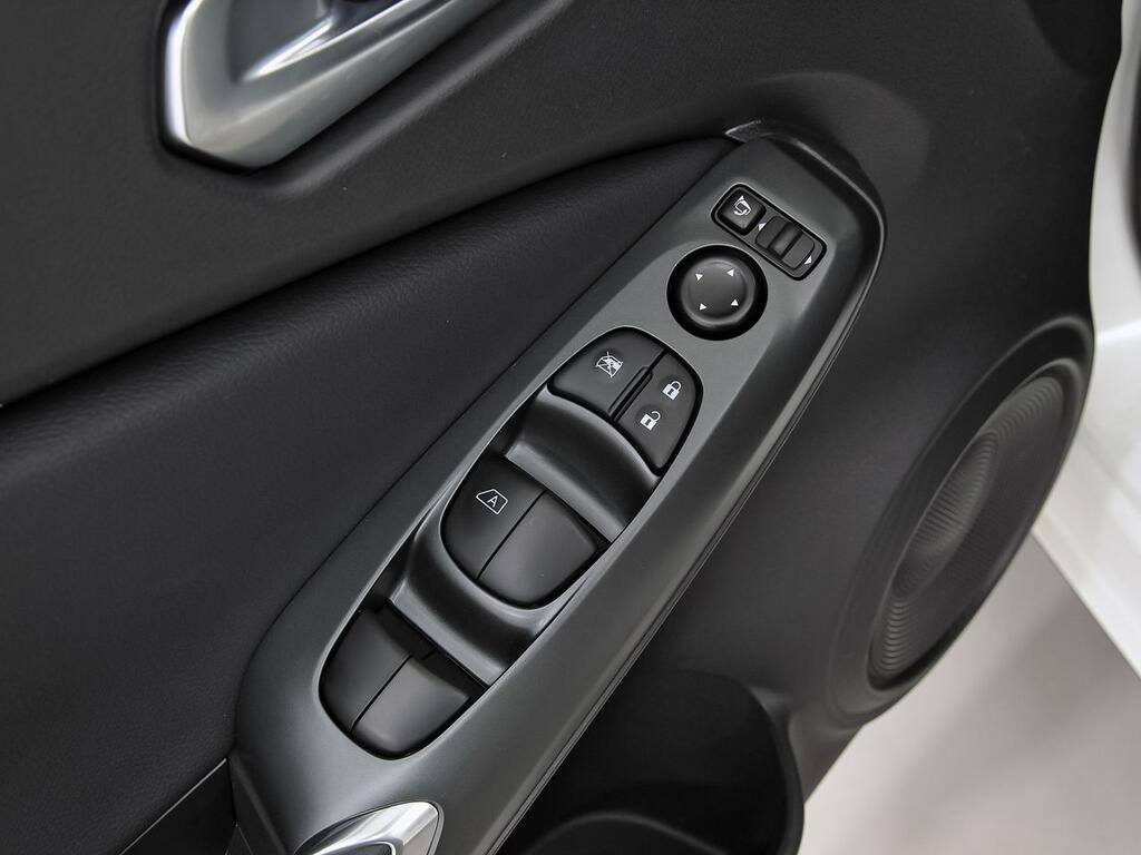 Nissan Juke DIG-T 84 kW (114 CV) 6M/T Acenta 12 Nissan Juke DIG-T 84 kW (114 CV) 6M/T Acenta 12