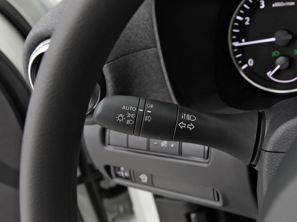 Nissan Juke DIG-T 84 kW (114 CV) 6M/T Acenta 14 Nissan Juke DIG-T 84 kW (114 CV) 6M/T Acenta 14