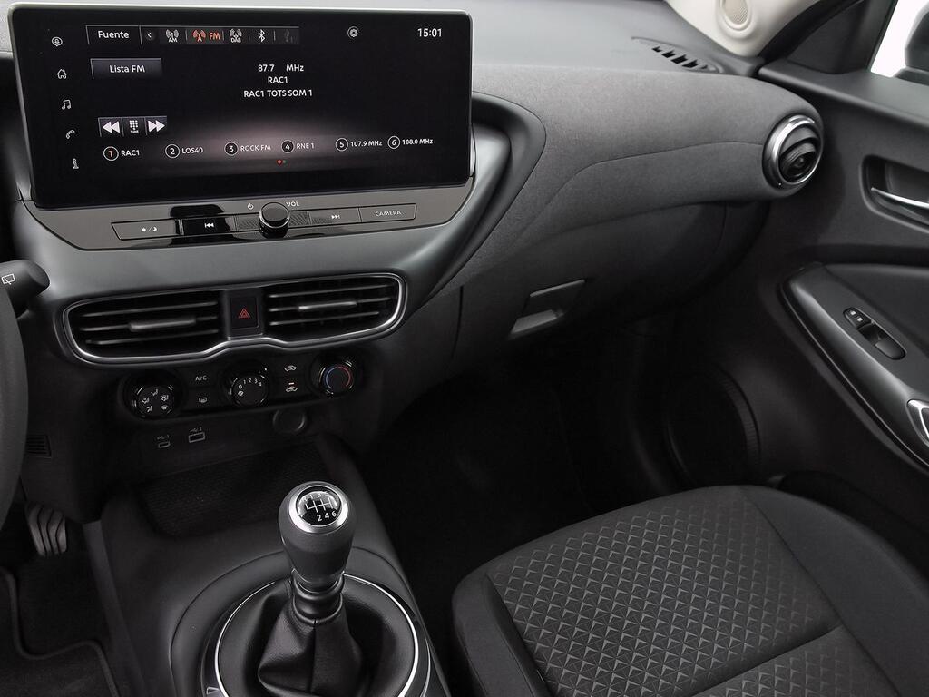 Nissan Juke DIG-T 84 kW (114 CV) 6M/T Acenta 11 Nissan Juke DIG-T 84 kW (114 CV) 6M/T Acenta 11