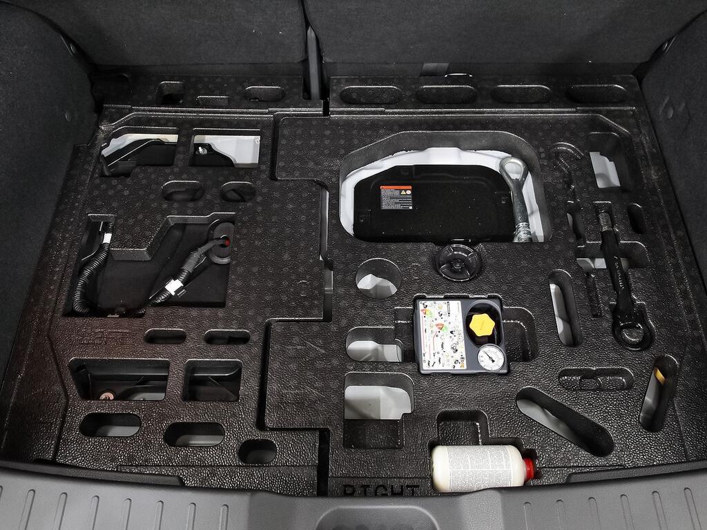 Nissan Juke 1.6 Hybrid 105kW (145CV) N-Connecta 34 Nissan Juke 1.6 Hybrid 105kW (145CV) N-Connecta 34