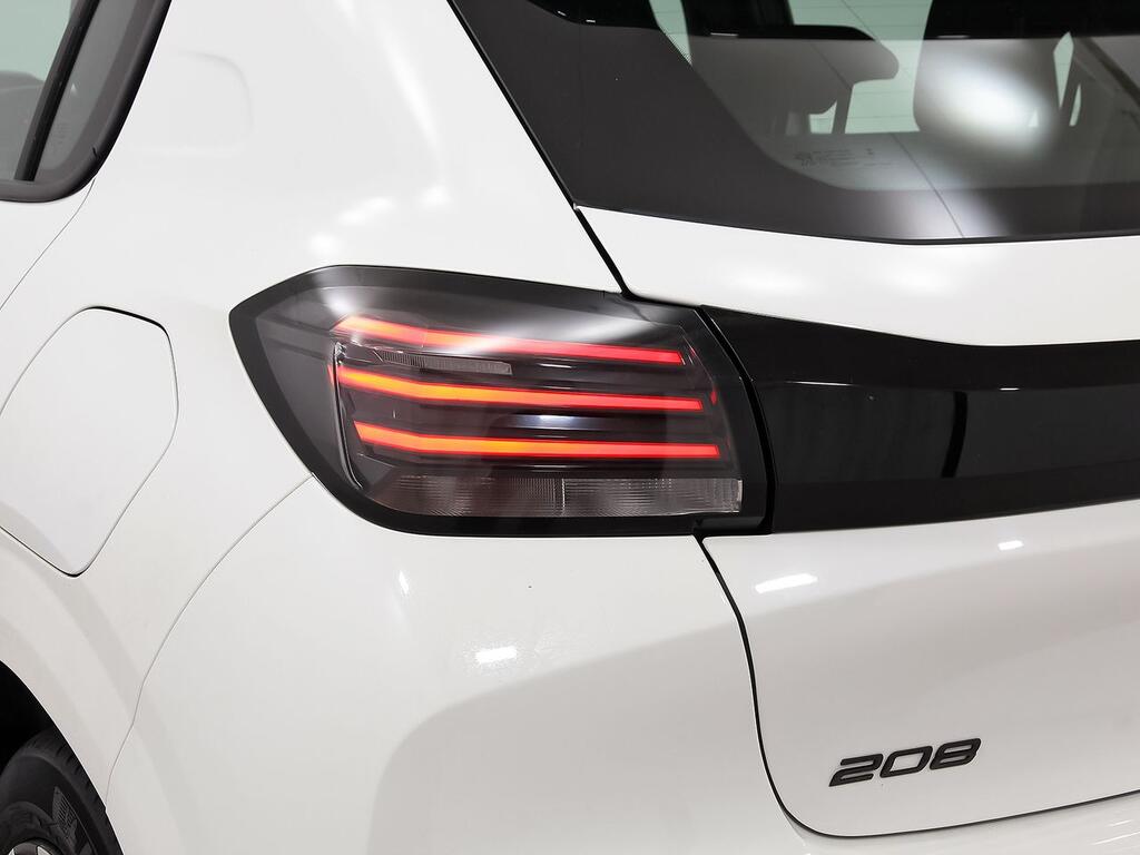 Peugeot 208 Active Puretech 100 34