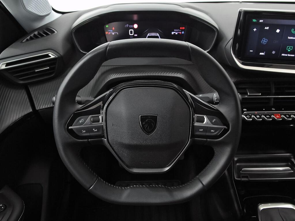 Peugeot 208 Allure Puretech 100 21