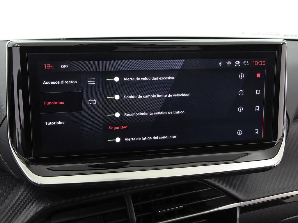 Peugeot 208 Allure Puretech 100 29