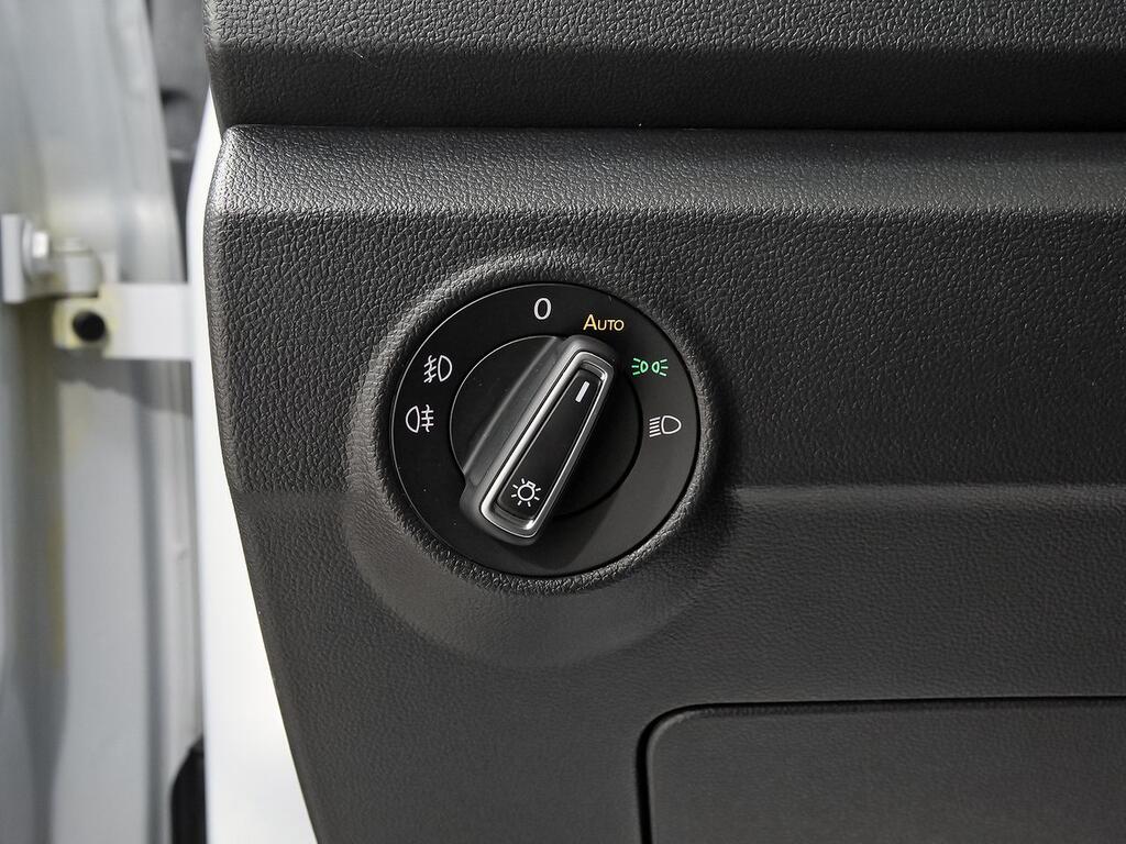 Volkswagen T-Roc Advance Style 1.0 TSI 85kW (115CV) 14 Volkswagen T-Roc Advance Style 1.0 TSI 85kW (115CV) 14