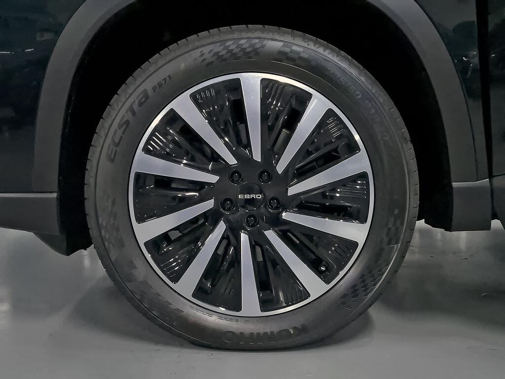 Ebro S800 1.5 TGDI PHEV Luxury E-CVT 12 Ebro S800 1.5 TGDI PHEV Luxury E-CVT 12