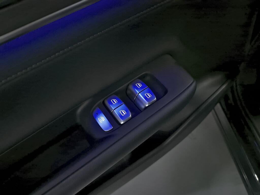 Ebro S800 1.5 TGDI PHEV Luxury E-CVT 13 Ebro S800 1.5 TGDI PHEV Luxury E-CVT 13