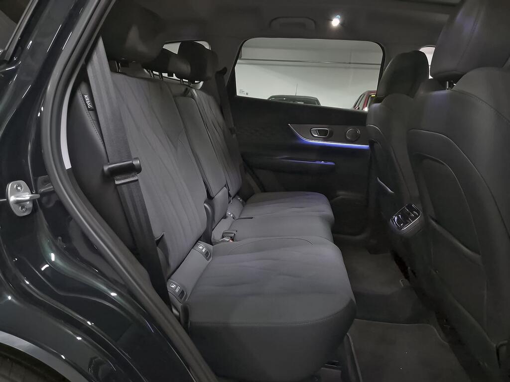 Ebro S800 1.5 TGDI PHEV Luxury E-CVT 8 Ebro S800 1.5 TGDI PHEV Luxury E-CVT 8