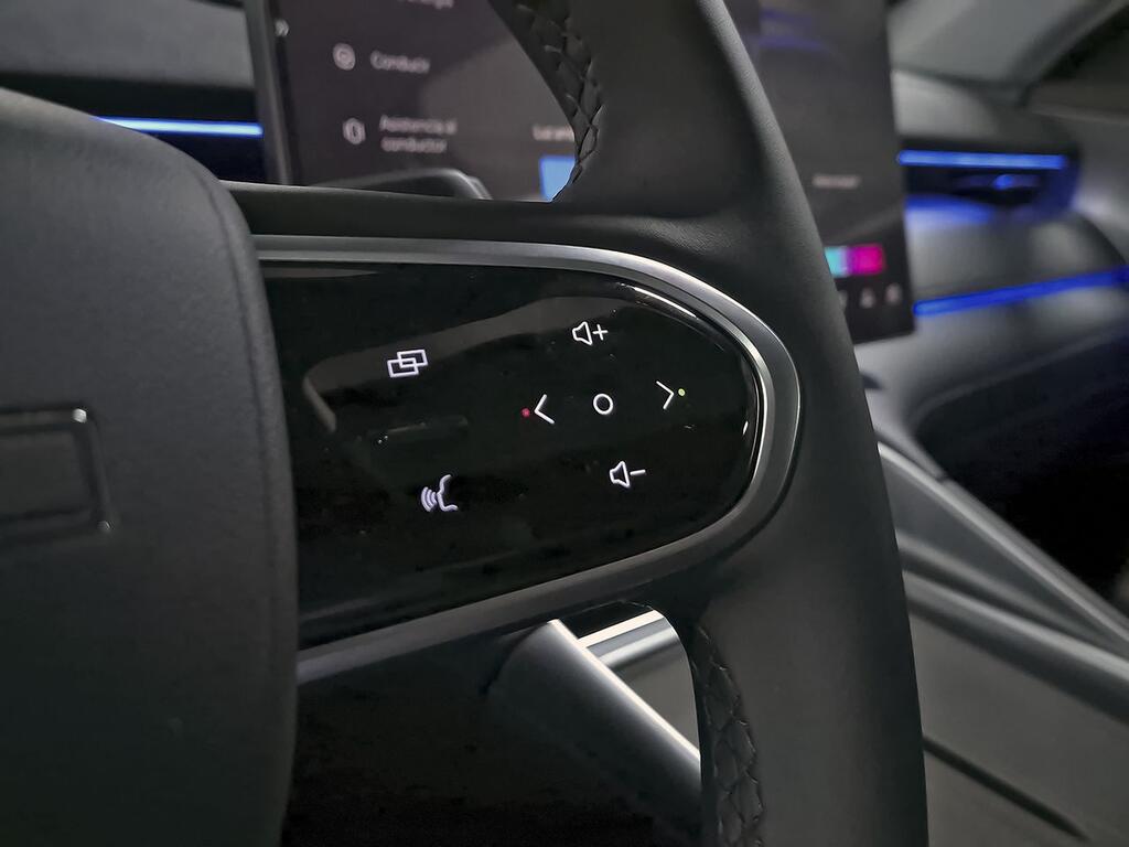 Ebro S800 1.5 TGDI PHEV Luxury E-CVT 20 Ebro S800 1.5 TGDI PHEV Luxury E-CVT 20