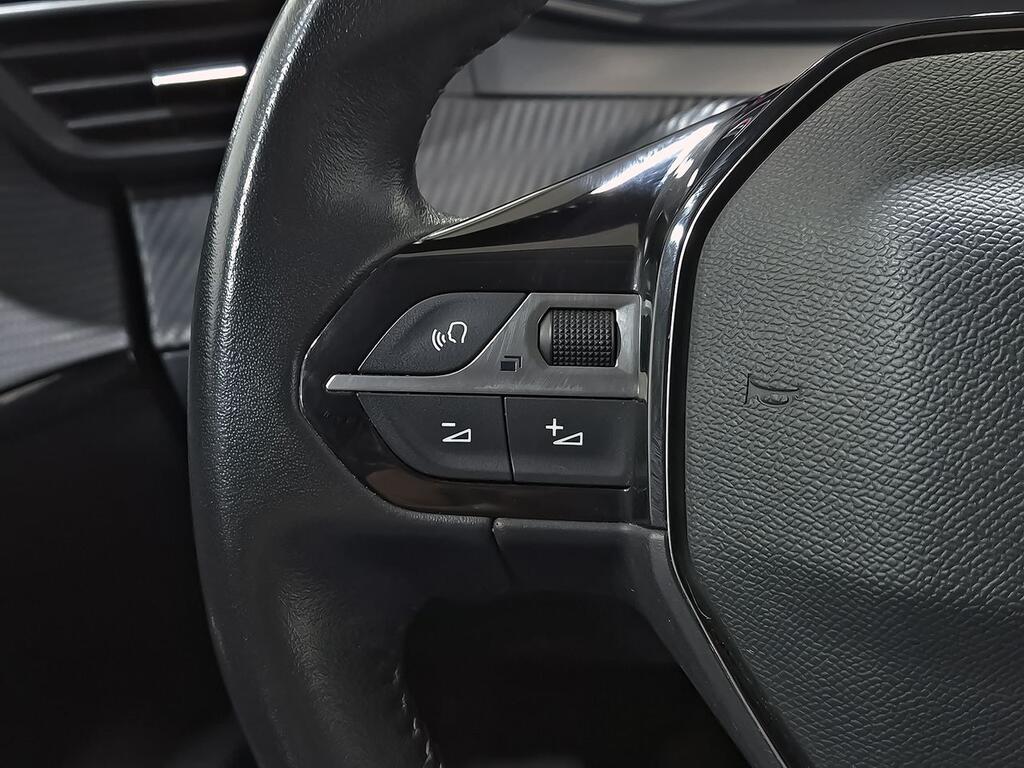 Peugeot 208 PureTech 73kW (100CV) Active Pack 17 Peugeot 208 PureTech 73kW (100CV) Active Pack 17