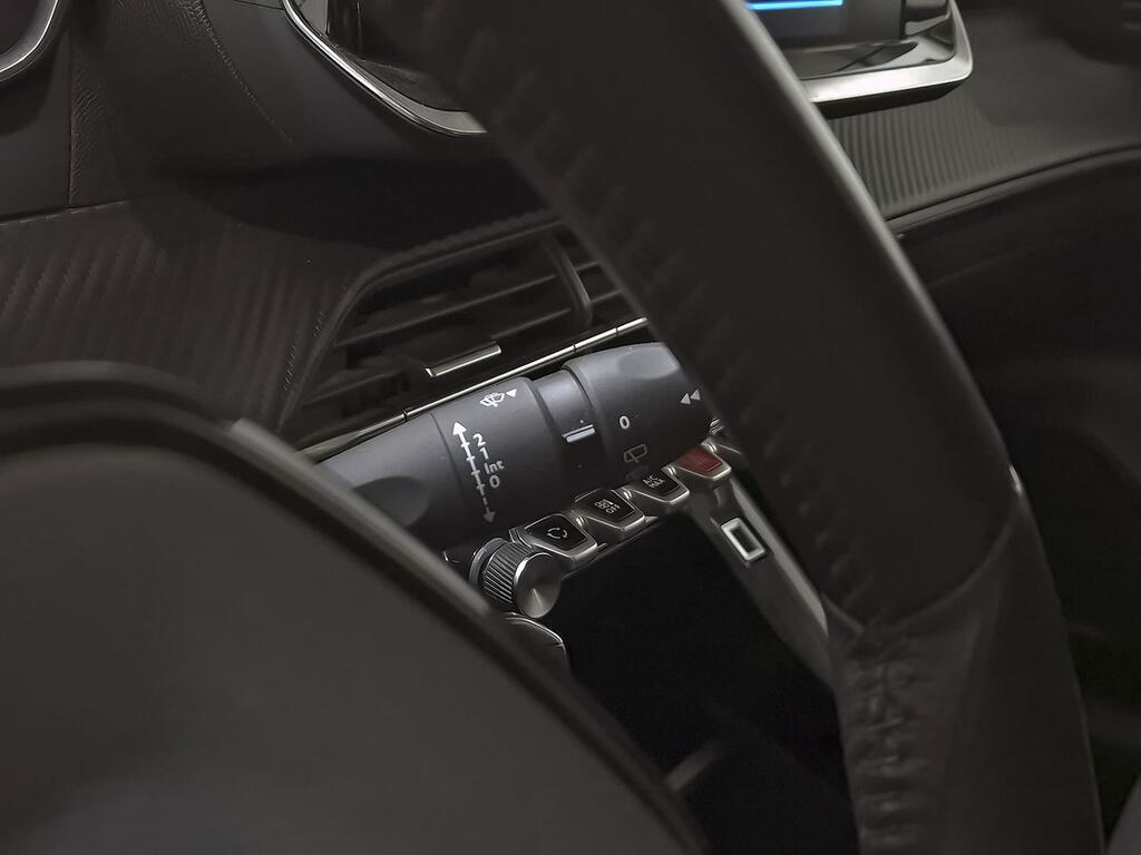 Peugeot 208 PureTech 73kW (100CV) Active Pack 16 Peugeot 208 PureTech 73kW (100CV) Active Pack 16