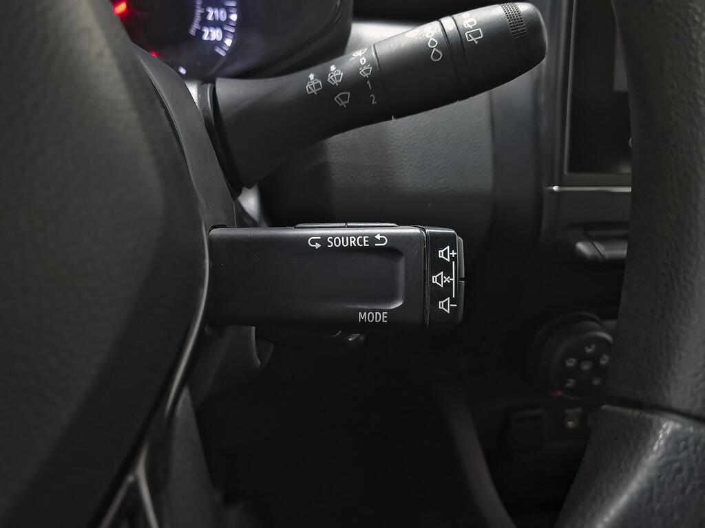 Renault Clio Business Blue dCi 74kW (100CV) 25 Renault Clio Business Blue dCi 74kW (100CV) 25