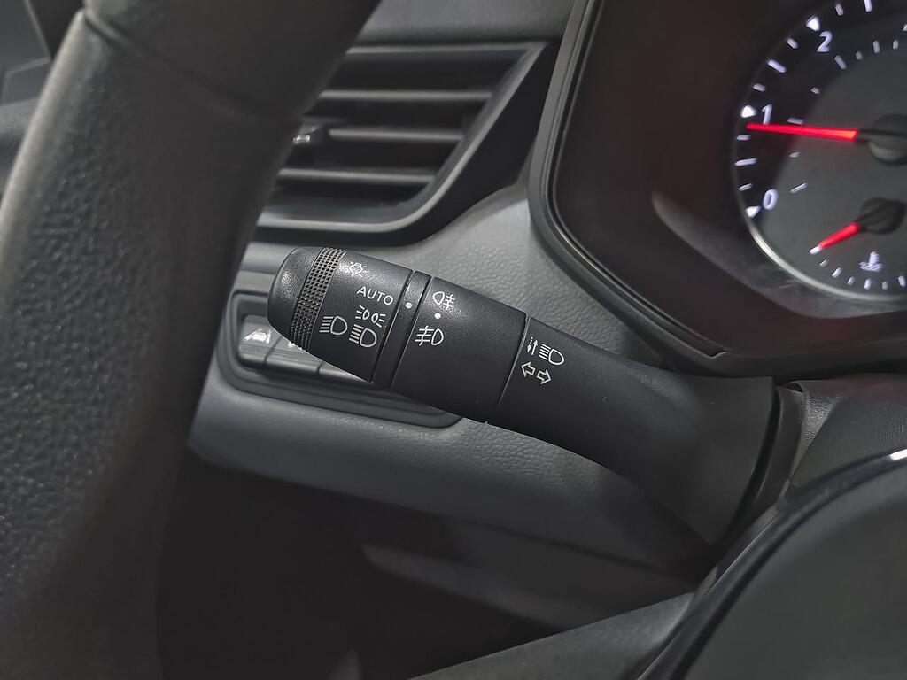 Renault Clio Business Blue dCi 74kW (100CV) 14 Renault Clio Business Blue dCi 74kW (100CV) 14