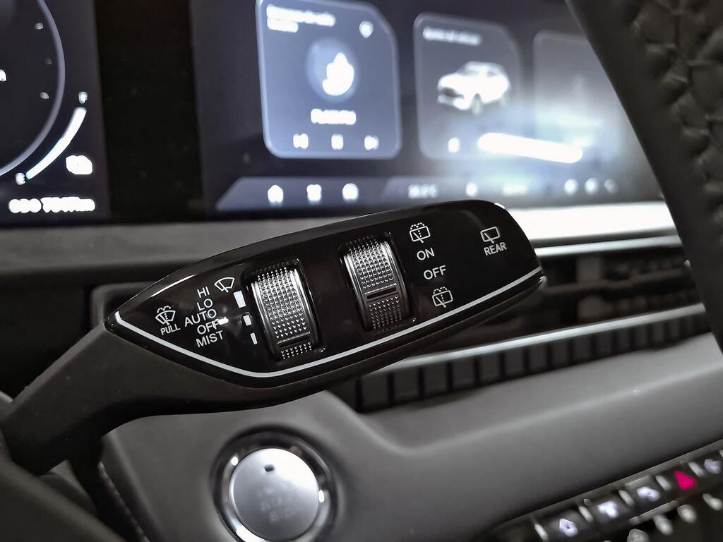 Ebro S400 1.5 DHE HEV Excellence CVT 15