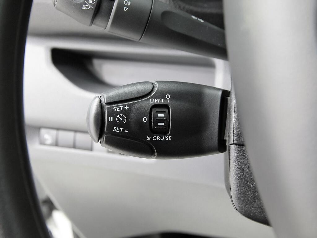 Fiat Scudo FG 1.5 BLUEHDI 100 BUSINESS L1 4P 18 Fiat Scudo FG 1.5 BLUEHDI 100 BUSINESS L1 4P 18