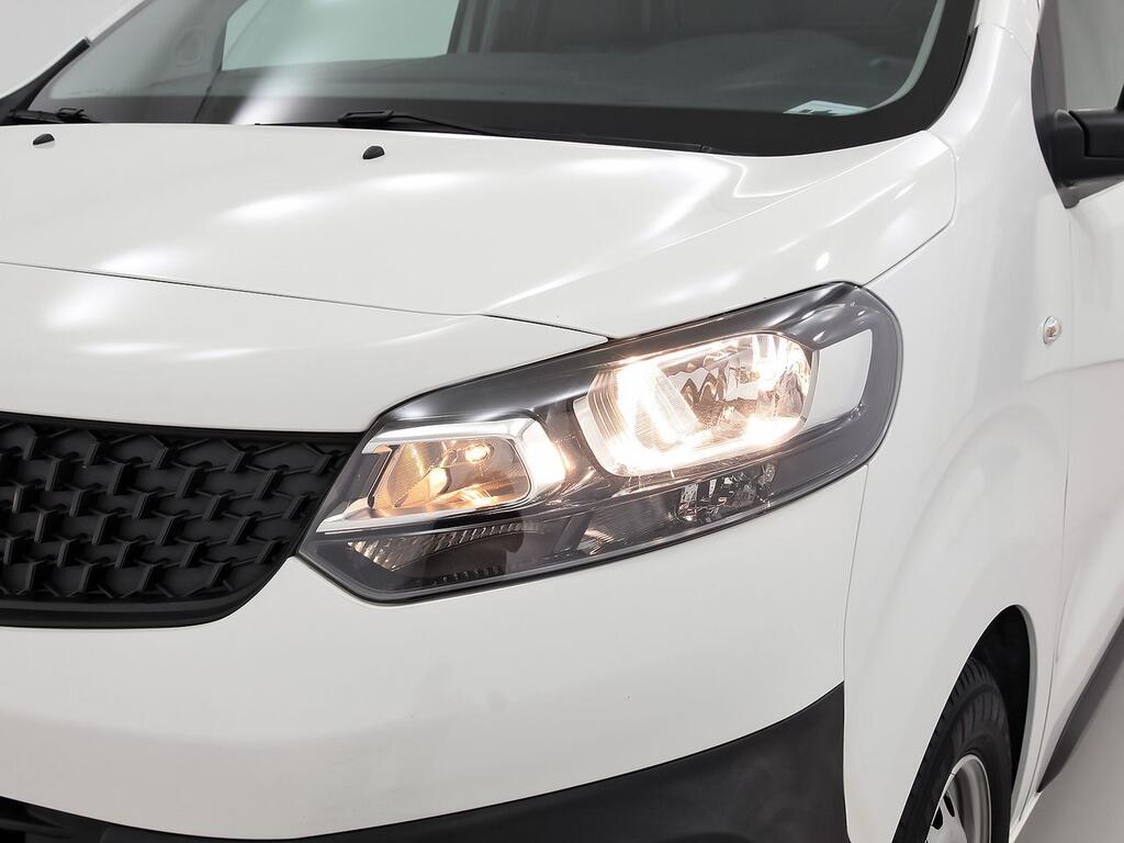 Fiat Scudo FG 1.5 BLUEHDI 100 BUSINESS L1 4P 29 Fiat Scudo FG 1.5 BLUEHDI 100 BUSINESS L1 4P 29