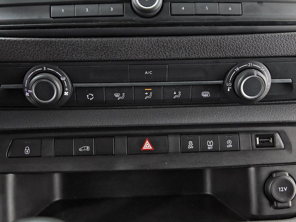 Fiat Scudo FG 1.5 BLUEHDI 100 BUSINESS L1 4P 25 Fiat Scudo FG 1.5 BLUEHDI 100 BUSINESS L1 4P 25