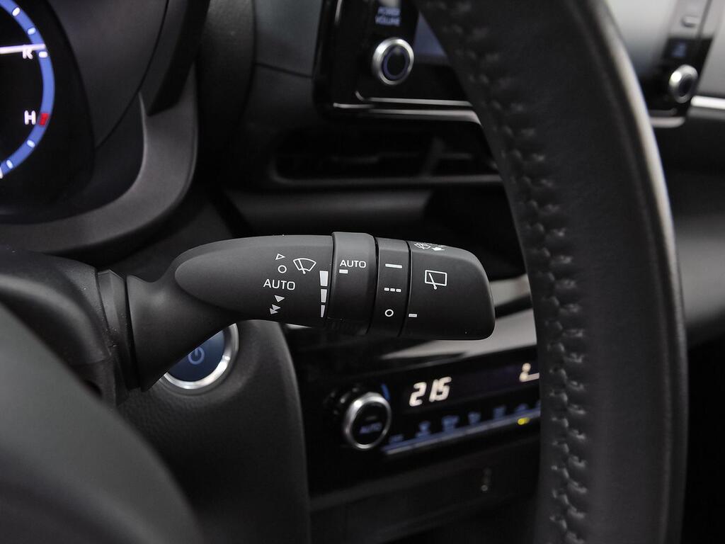 Toyota Yaris Cross 1.5 120H Active Tech 16 Toyota Yaris Cross 1.5 120H Active Tech 16