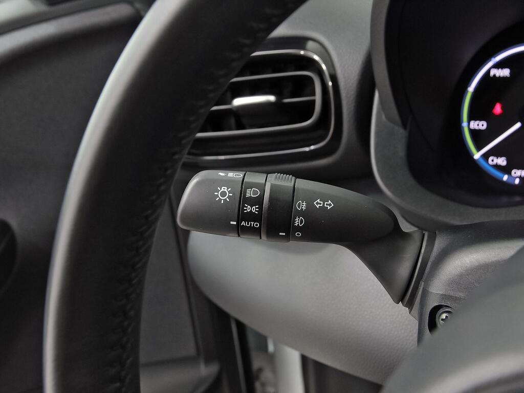 Toyota Yaris Cross 1.5 120H Active Tech 15 Toyota Yaris Cross 1.5 120H Active Tech 15