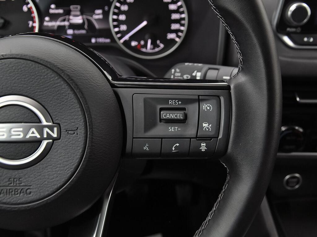 Nissan Qashqai DIG-T 103kW (140CV) mHEV 4x2 Acenta 17 Nissan Qashqai DIG-T 103kW (140CV) mHEV 4x2 Acenta 17