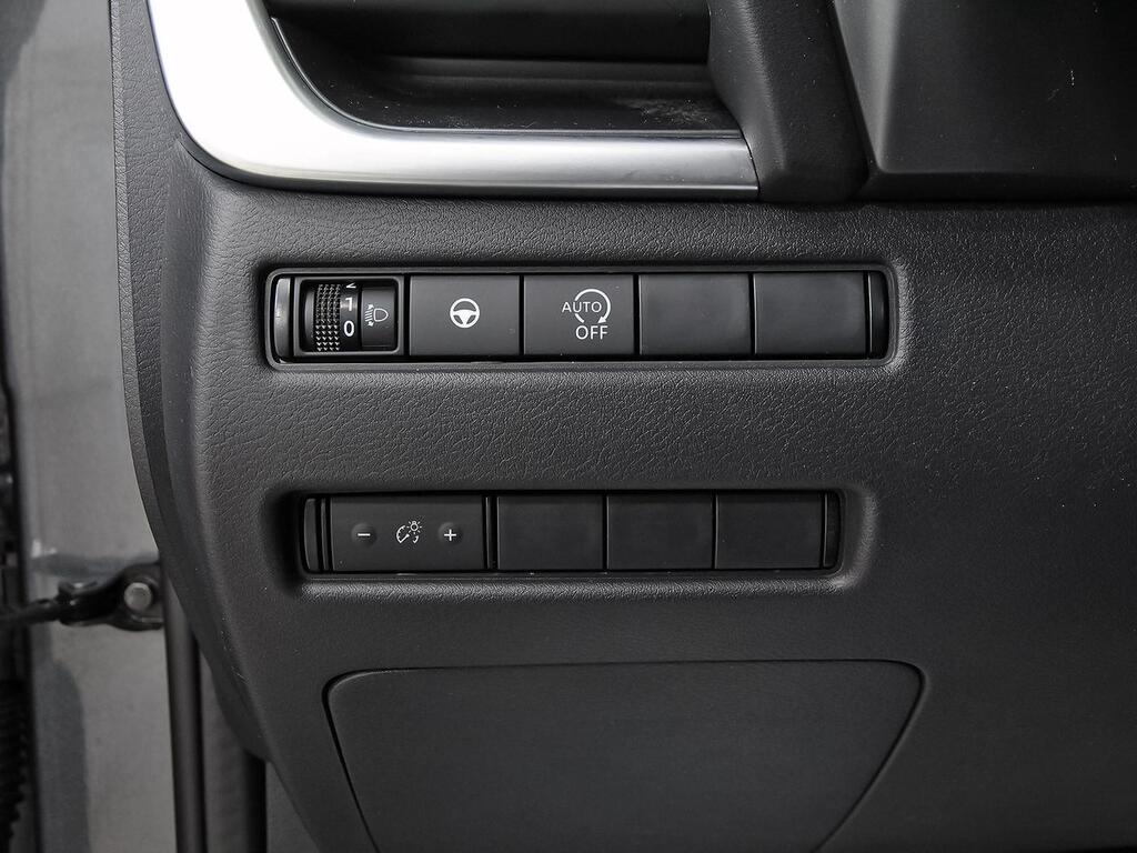 Nissan Qashqai DIG-T 103kW N-Connecta 13 Nissan Qashqai DIG-T 103kW N-Connecta 13