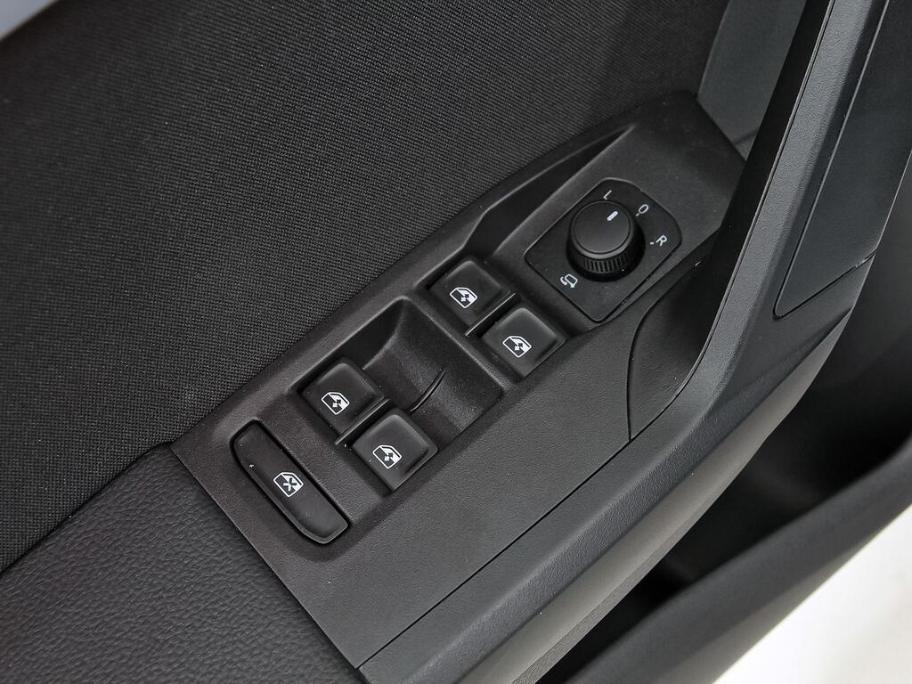 Seat Arona 1.0 TSI 85kW (115CV) FR XM 10 Seat Arona 1.0 TSI 85kW (115CV) FR XM 10