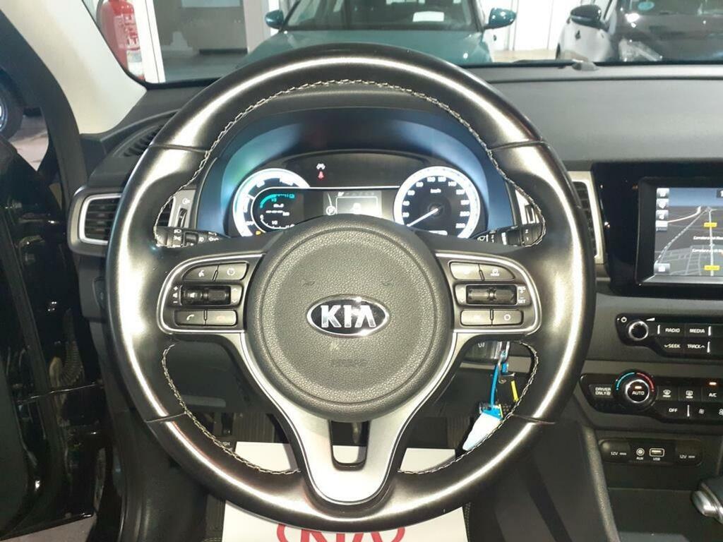Kia Niro 1.6 GDi Híbrido 104kW (141CV) Drive 14 Kia Niro 1.6 GDi Híbrido 104kW (141CV) Drive 14