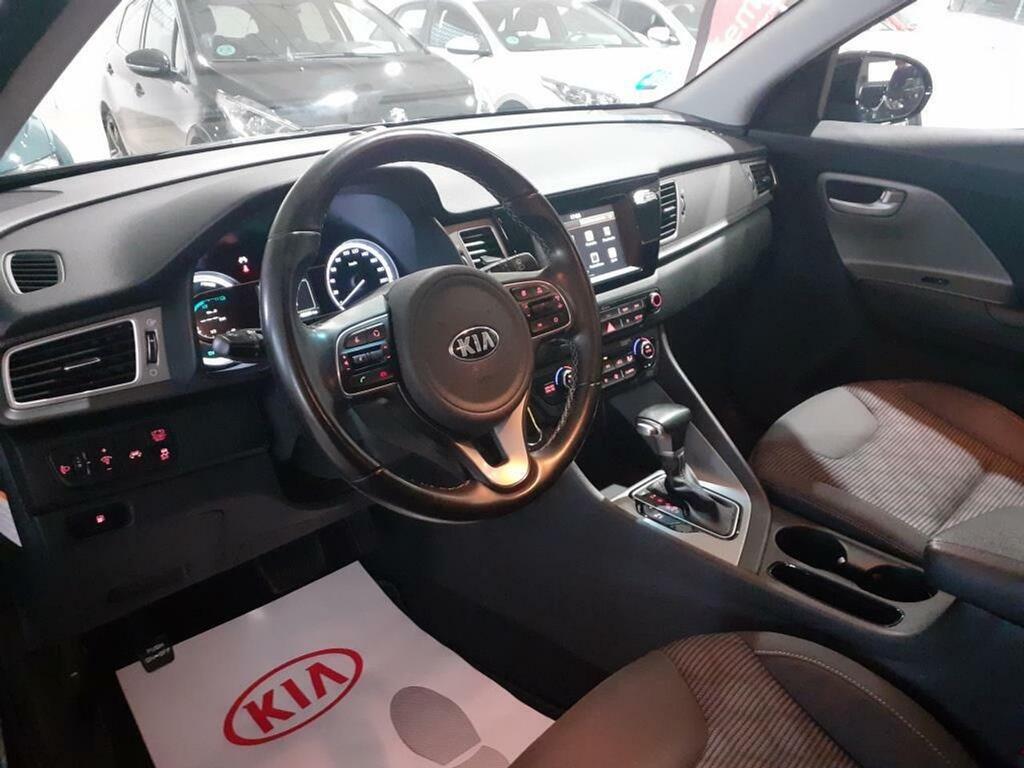 Kia Niro 1.6 GDi Híbrido 104kW (141CV) Drive 21 Kia Niro 1.6 GDi Híbrido 104kW (141CV) Drive 21