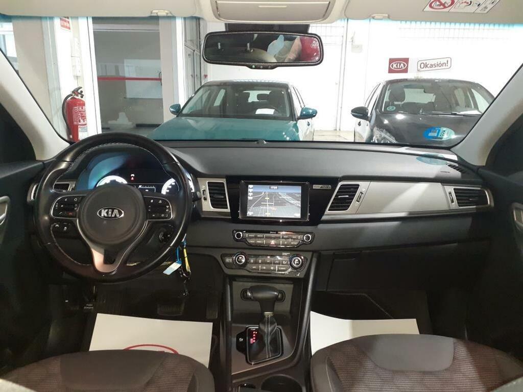 Kia Niro 1.6 GDi Híbrido 104kW (141CV) Drive 12 Kia Niro 1.6 GDi Híbrido 104kW (141CV) Drive 12