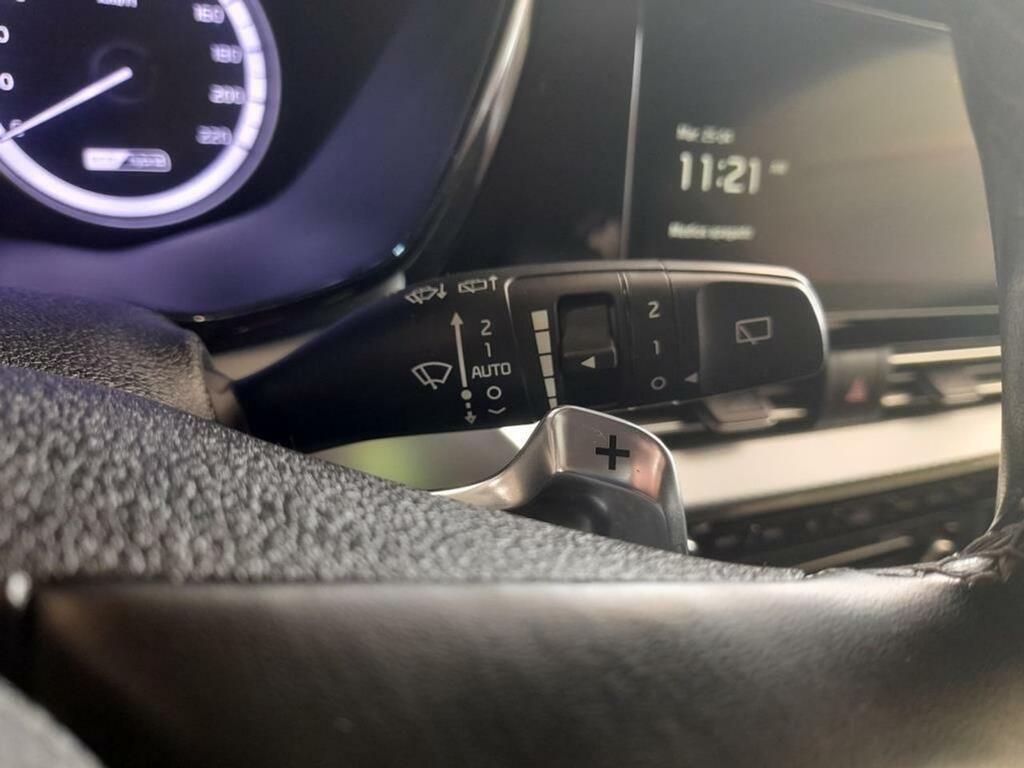 Kia Niro 1.6 GDi HEV 104kW (141CV) Drive 14 Kia Niro 1.6 GDi HEV 104kW (141CV) Drive 14