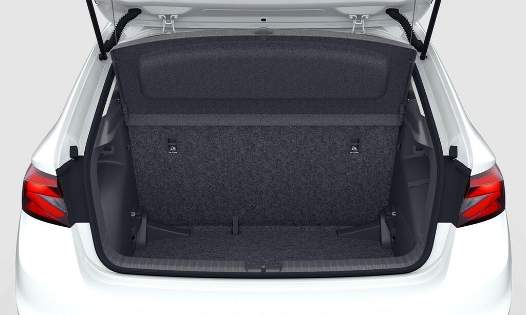 Skoda Fabia 1.0 TSI 70KW (95CV) Essence 6 Skoda Fabia 1.0 TSI 70KW (95CV) Essence 6