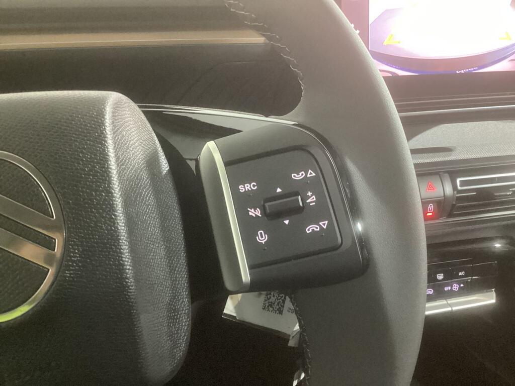 Citroën C3 Aircross Hybrid 145 ë-DCS6 PLUS 16 Citroën C3 Aircross Hybrid 145 ë-DCS6 PLUS 16