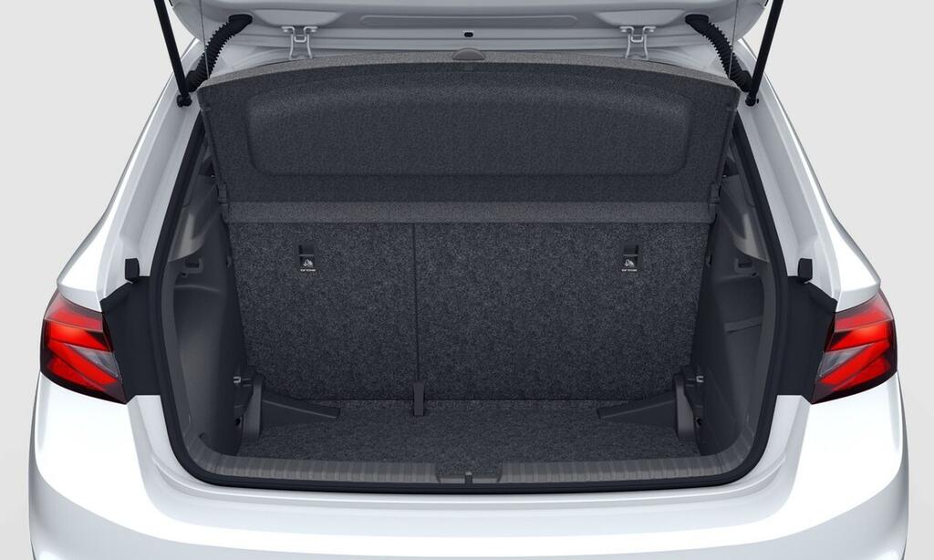 Skoda Fabia 1.0 TSI 85KW (115CV) DSG Monte Carlo 6 Skoda Fabia 1.0 TSI 85KW (115CV) DSG Monte Carlo 6