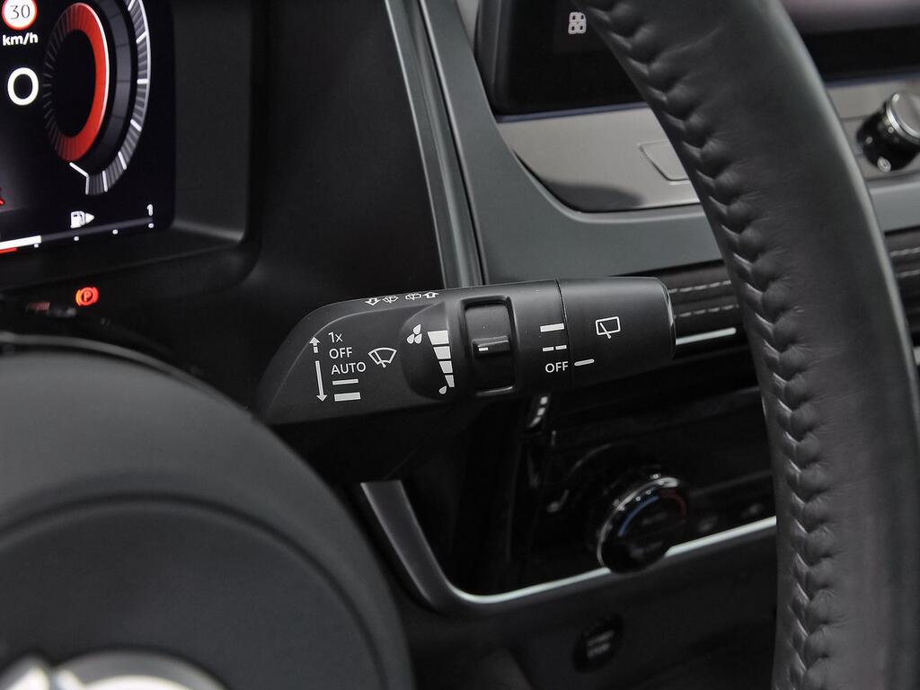 Nissan Qashqai E-POWER 140 KW (190 CV) Tekna Premium 18 Nissan Qashqai E-POWER 140 KW (190 CV) Tekna Premium 18