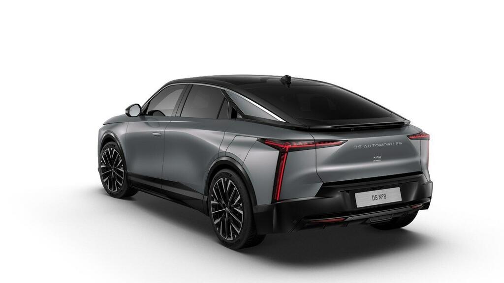 DS Nº8 Nº8 AWD Long Range ÉTOILE 3 DS Nº8 Nº8 AWD Long Range ÉTOILE 3