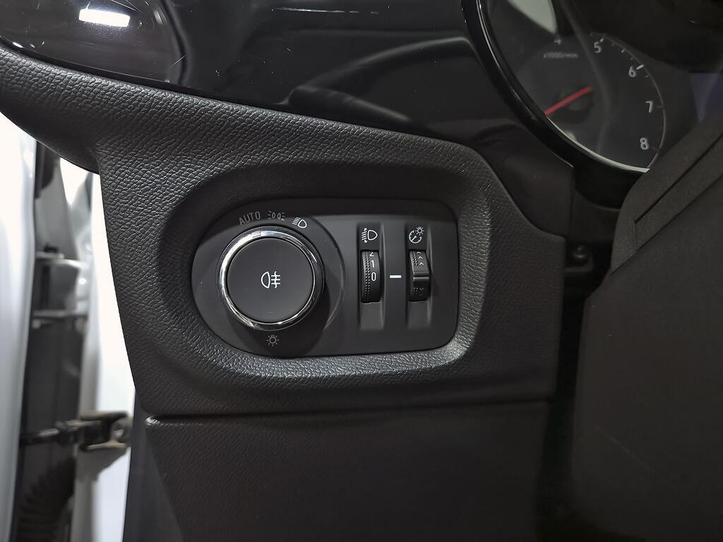 Opel Corsa 1.5D DT 74kW (100CV) Edition 12 Opel Corsa 1.5D DT 74kW (100CV) Edition 12