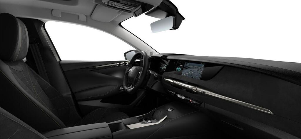 DS Nº4 E-Tense 215 Étoile Alcantara@ 7 DS Nº4 E-Tense 215 Étoile Alcantara@ 7