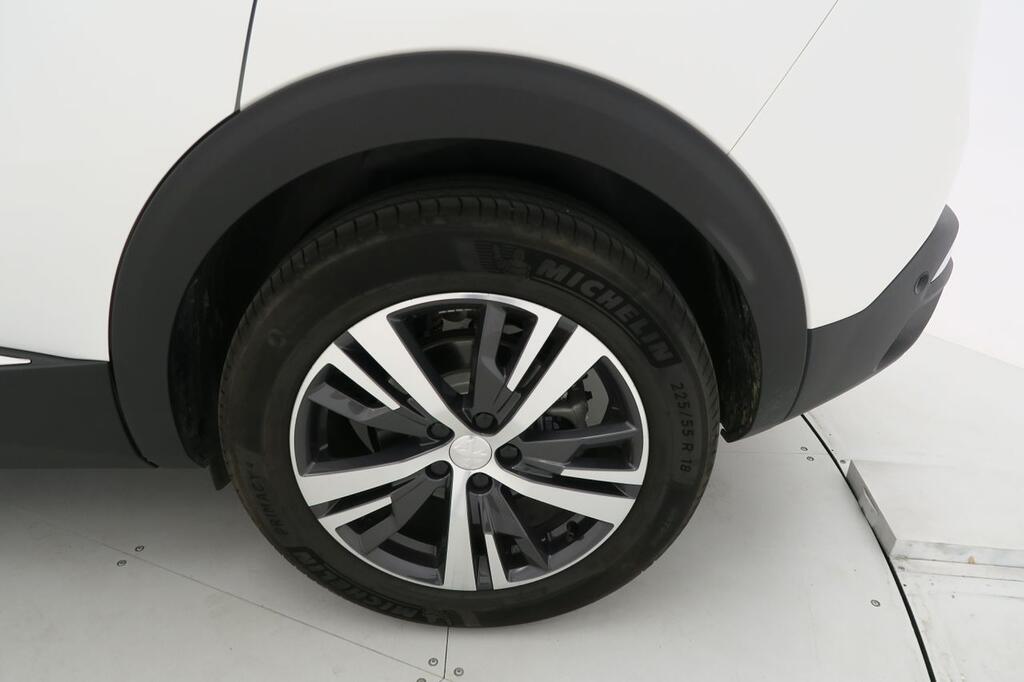 Peugeot 3008 1.2 PureTech 96KW S&S Allure Pack 23 Peugeot 3008 1.2 PureTech 96KW S&S Allure Pack 23