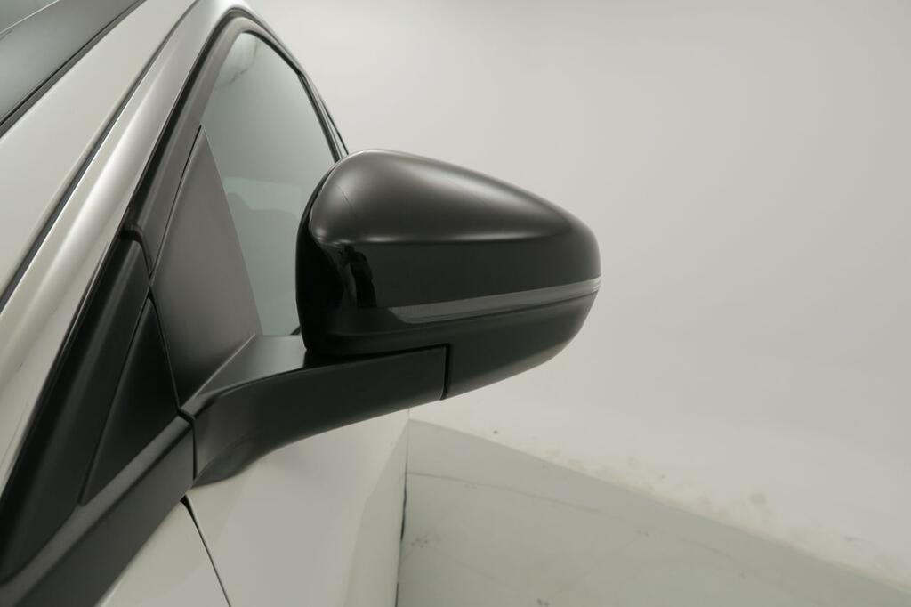 Peugeot 3008 1.2 PureTech 96KW S&S Allure Pack 22 Peugeot 3008 1.2 PureTech 96KW S&S Allure Pack 22