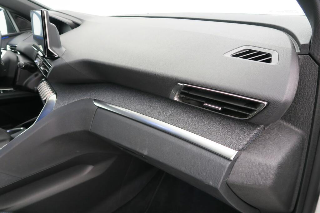 Peugeot 3008 1.2 PureTech 96KW S&S Allure Pack 14 Peugeot 3008 1.2 PureTech 96KW S&S Allure Pack 14