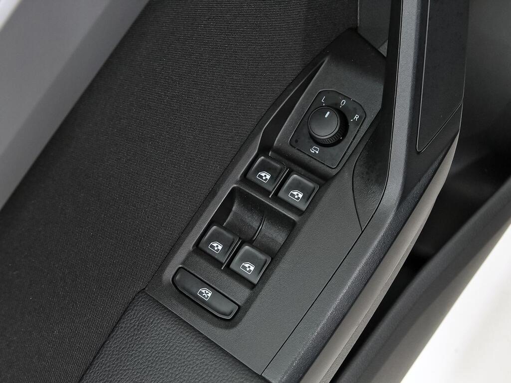 Seat Ibiza 1.0 TSI 85kW Special Edition Xcellence 10 Seat Ibiza 1.0 TSI 85kW Special Edition Xcellence 10