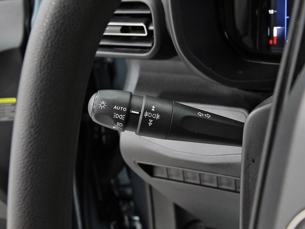 Opel Combo Cargo 1.5 TD 100 LIFE BUSINESS EDIT. PLUS 5P (N1) 15 Opel Combo Cargo 1.5 TD 100 LIFE BUSINESS EDIT. PLUS 5P (N1) 15