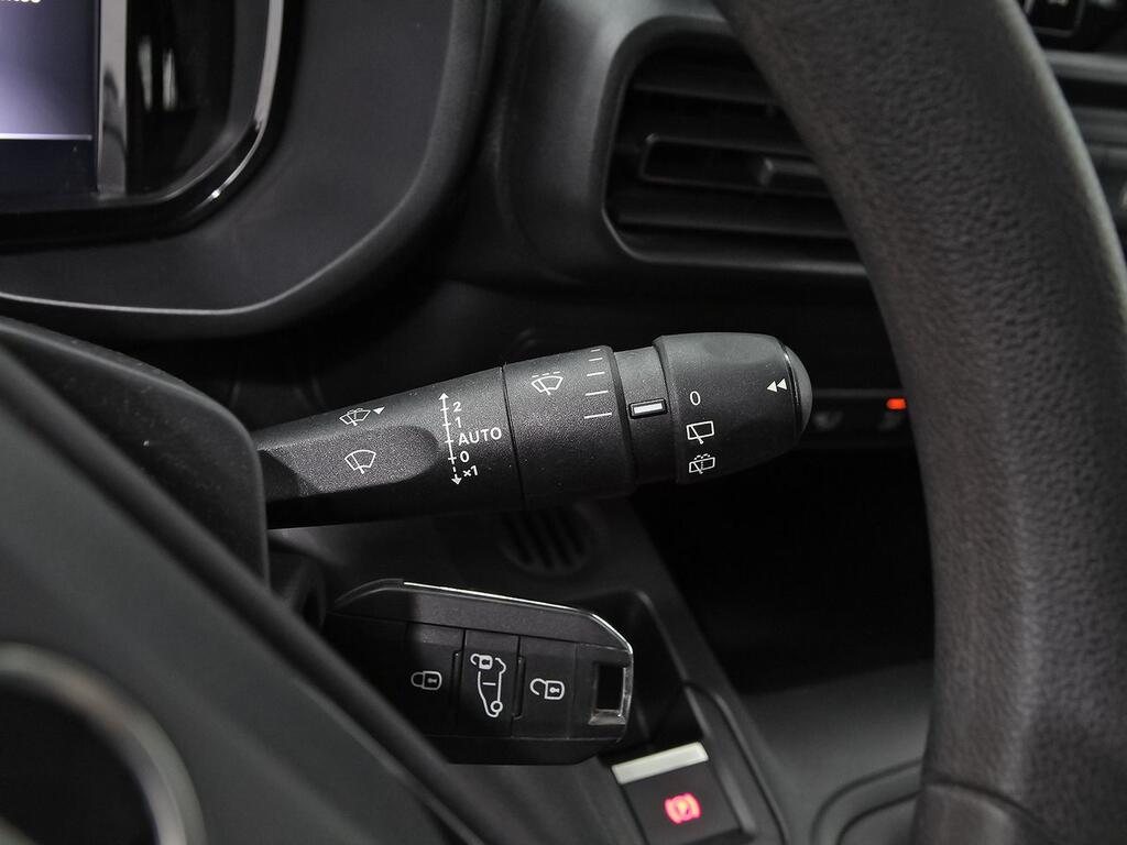 Opel Combo Cargo 1.5 TD 100 LIFE BUSINESS EDIT. PLUS 5P (N1) 16 Opel Combo Cargo 1.5 TD 100 LIFE BUSINESS EDIT. PLUS 5P (N1) 16