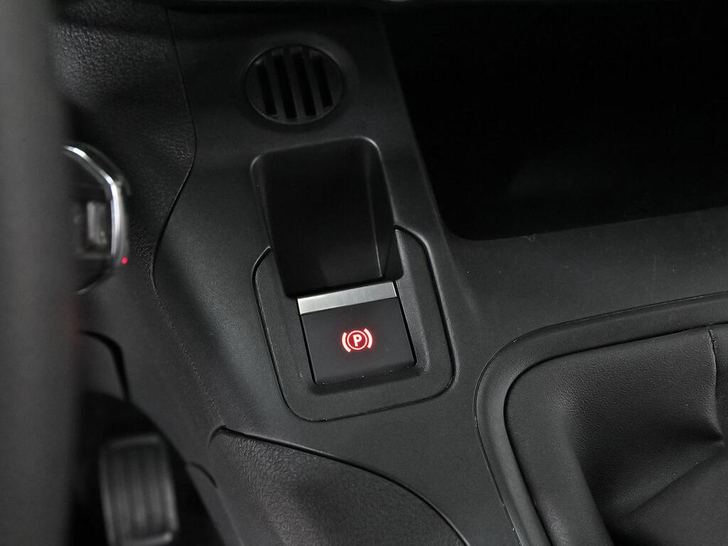 Opel Combo Cargo 1.5 TD 100 LIFE BUSINESS EDIT. PLUS 5P (N1) 29 Opel Combo Cargo 1.5 TD 100 LIFE BUSINESS EDIT. PLUS 5P (N1) 29