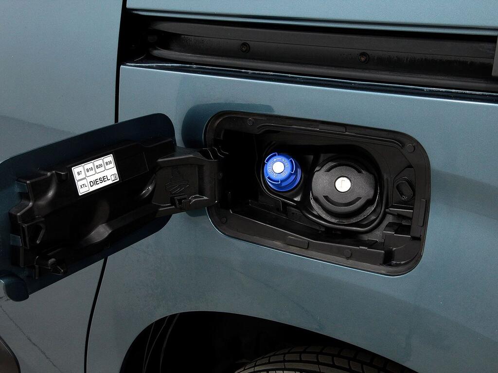 Opel Combo Cargo 1.5 TD 100 LIFE BUSINESS EDIT. PLUS 5P (N1) 34 Opel Combo Cargo 1.5 TD 100 LIFE BUSINESS EDIT. PLUS 5P (N1) 34